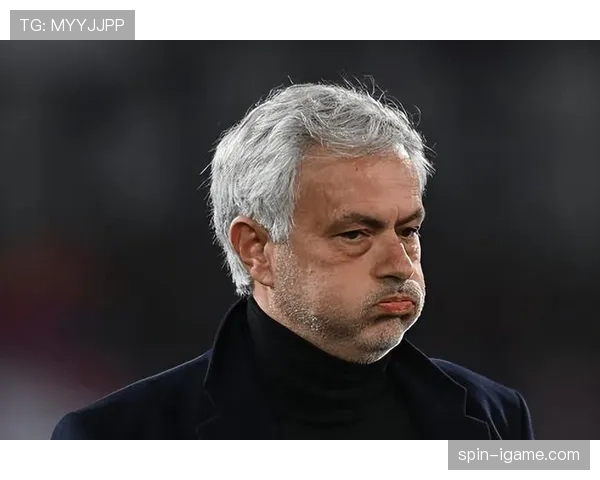 穆里尼奥战术核心解析：防守反击与心理博弈的极致演绎