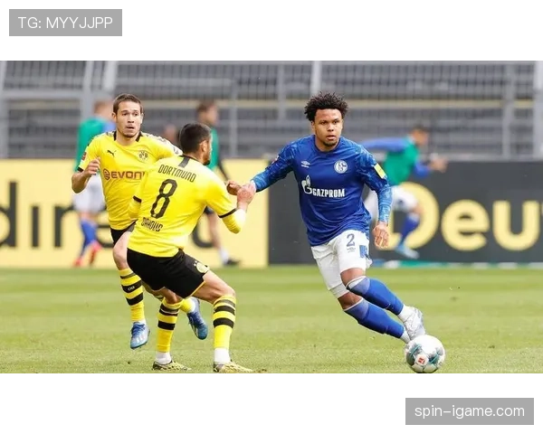 鲁尔区德比重燃战火：多特蒙德迎战沙尔克04，关键三分引全城瞩目