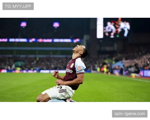 特罗萨德再度发威助球队领跑英超，状态火热迎强势回暖