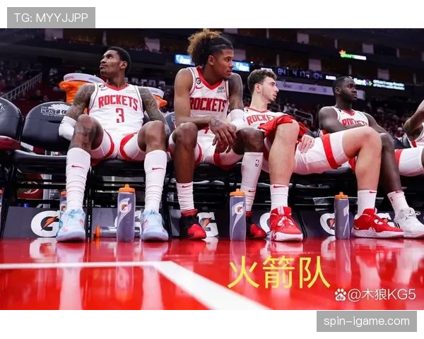 赛季回顾：精彩瞬间与球队蜕变之路引人瞩目