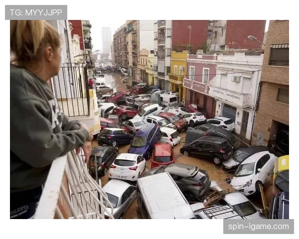 瓦伦西亚球迷抗议持续，俱乐部运营与赛季表现面临双重压力