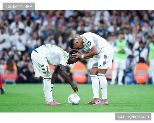 皇马后防伤病问题持续，对赛季争冠稳定性带来影响